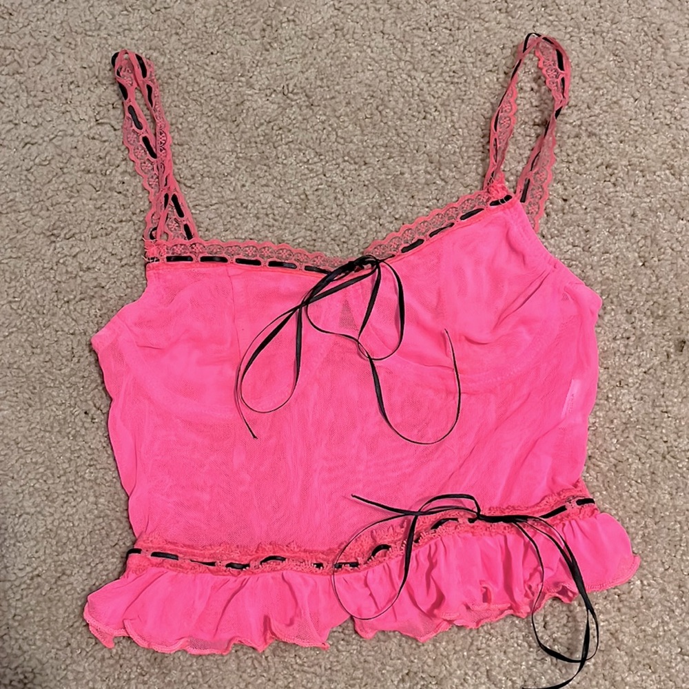 Cropped mesh hot pink tank. Size small but could also fit an XS. From Depop.